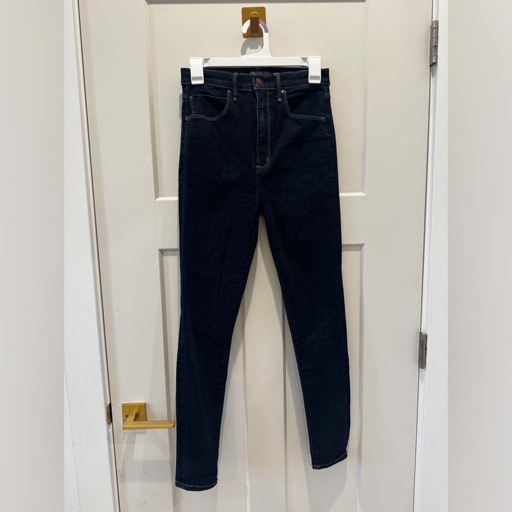 Abercrombie & Fitch Ultra High Rise Super Skinny Jeans